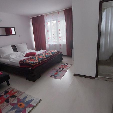 Casa Nico Nelu Duplex Hotel อาริเอเชนิ ภายนอก รูปภาพ